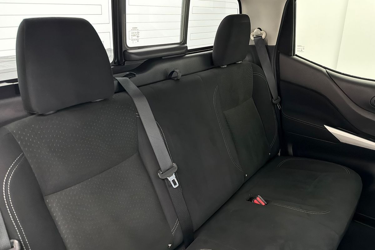 2018 Nissan Navara ST D23 Series 3 4X4