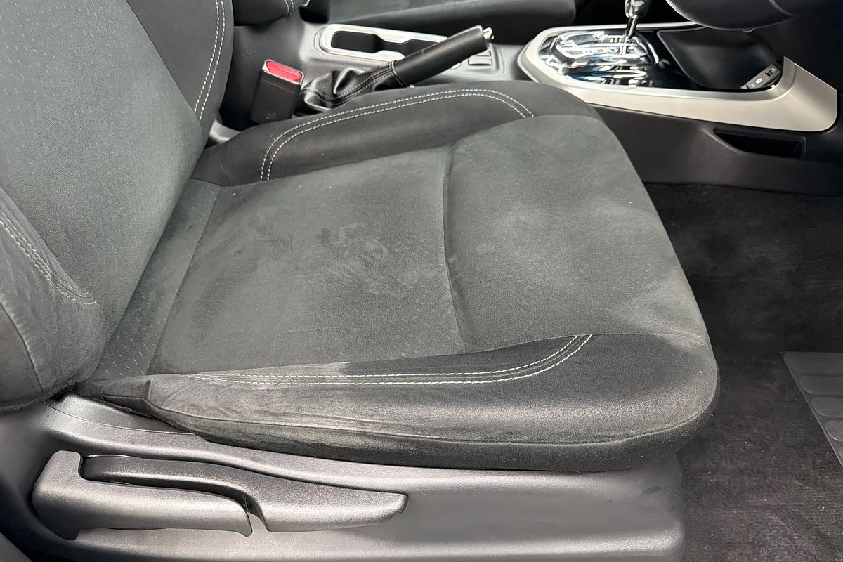 2018 Nissan Navara ST D23 Series 3 4X4