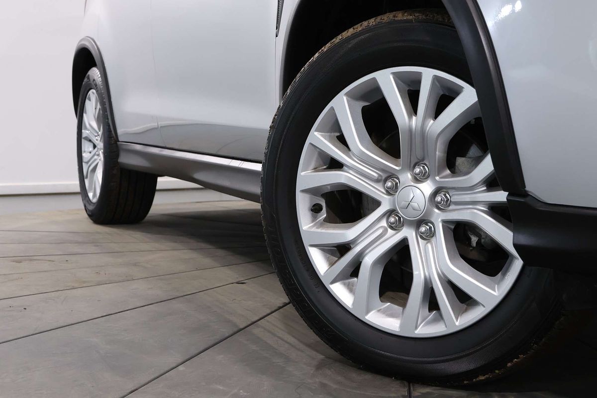 2023 Mitsubishi ASX ES XD