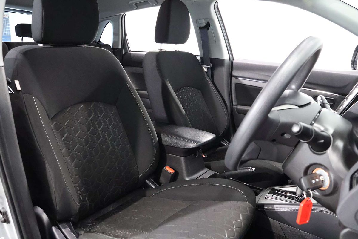 2023 Mitsubishi ASX ES XD