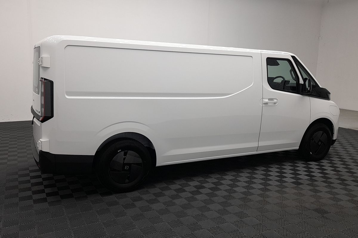 2026 Farizon SuperVan LWB Low Roof
