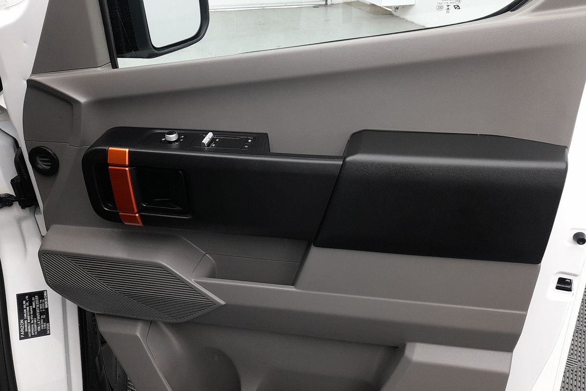 2026 Farizon SuperVan LWB Low Roof