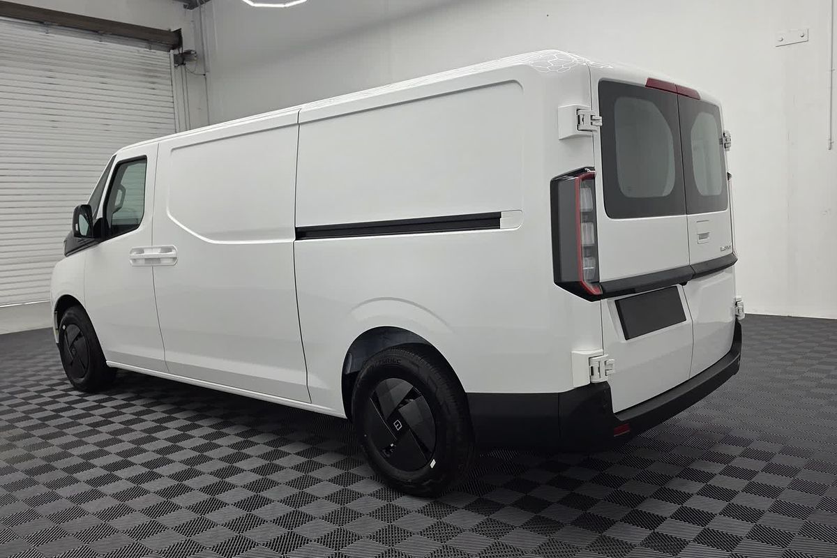 2026 Farizon SuperVan LWB Low Roof