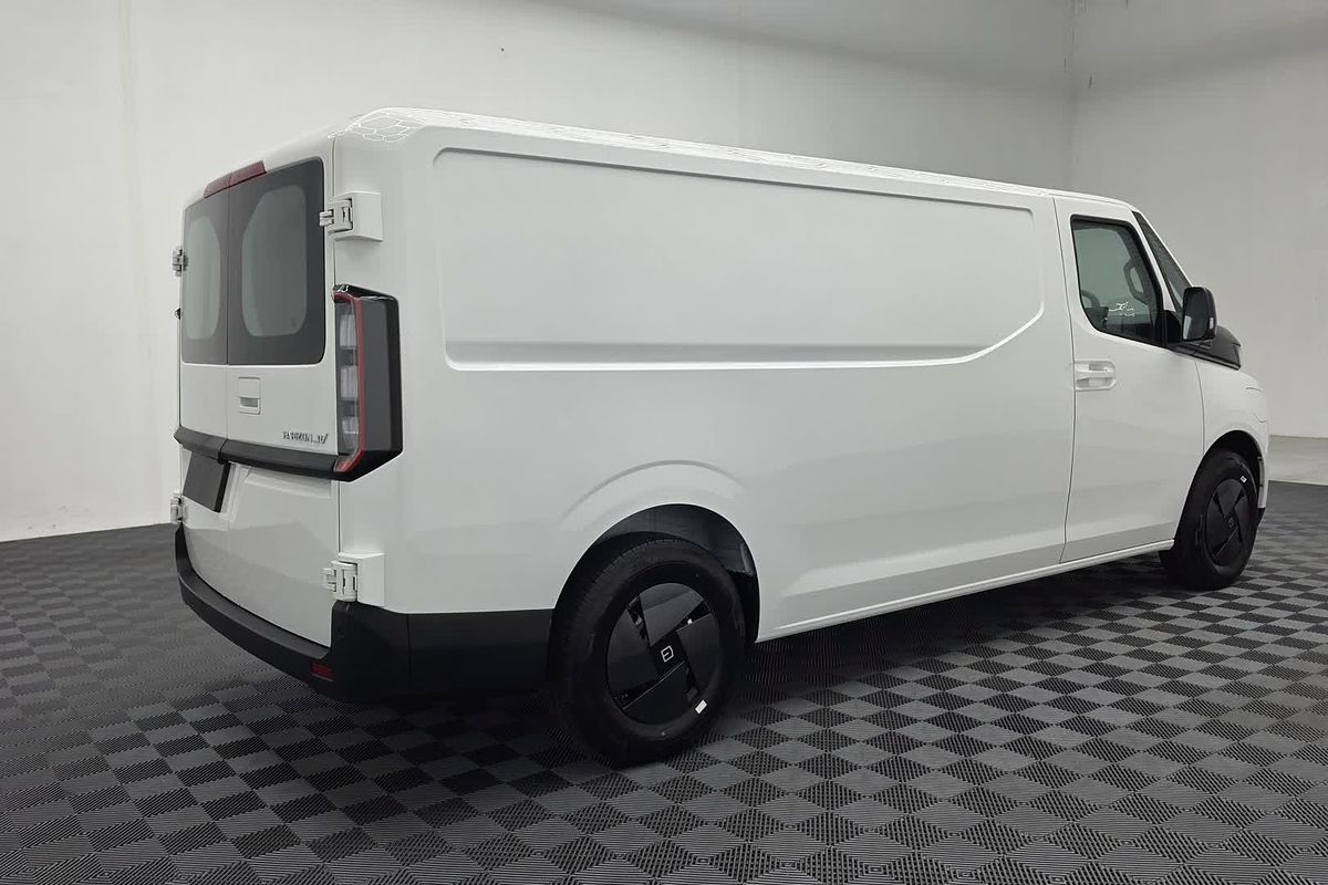 2026 Farizon SuperVan LWB Low Roof