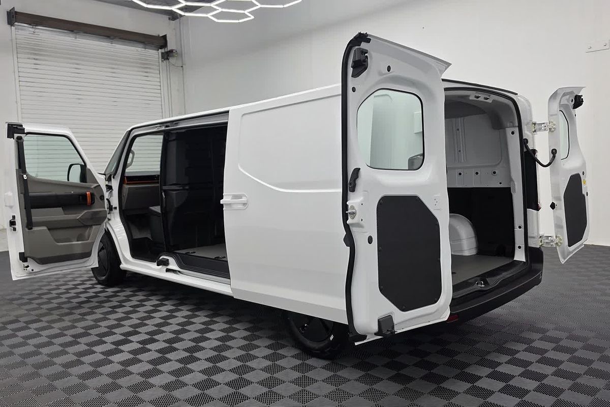 2026 Farizon SuperVan LWB Low Roof