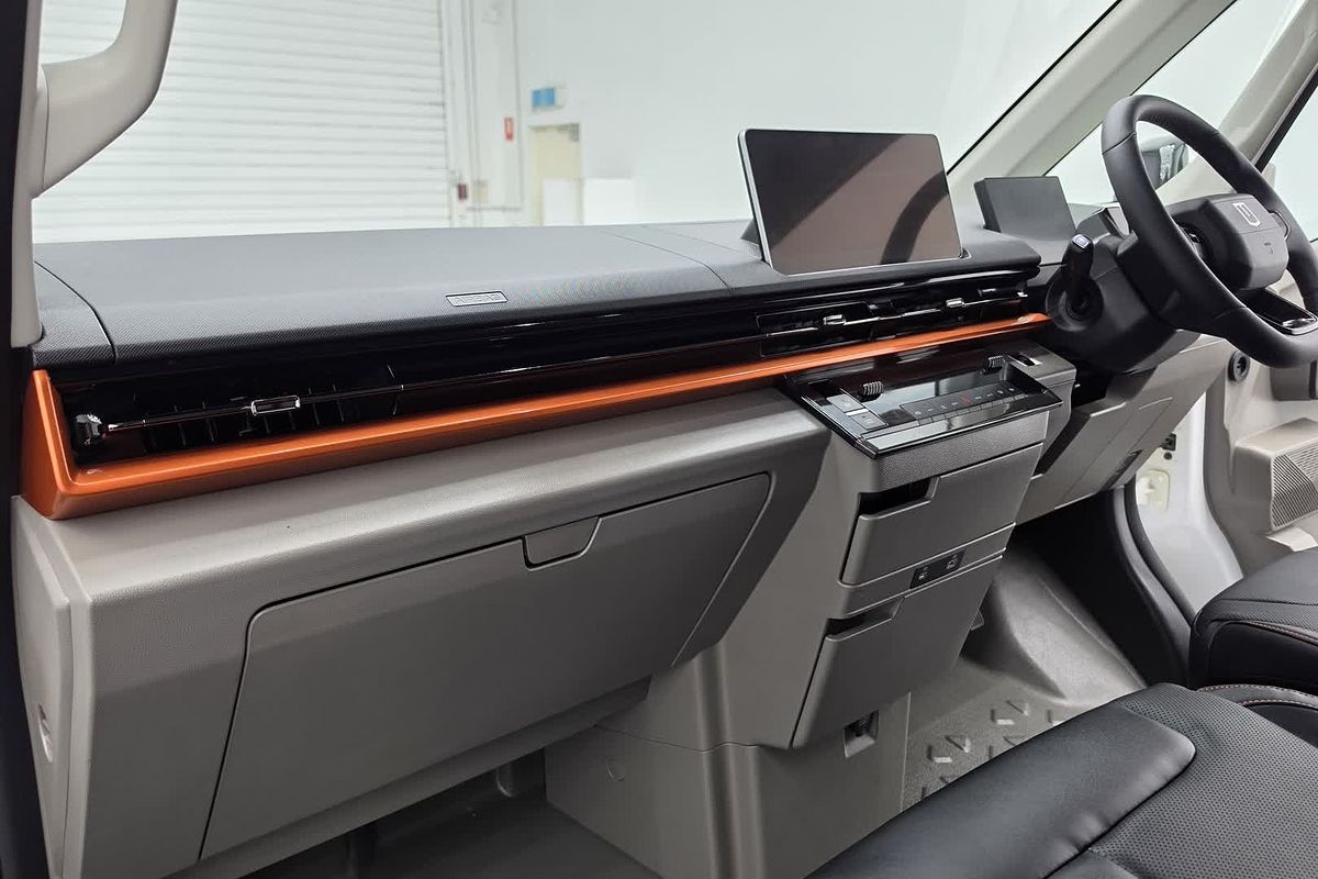 2026 Farizon SuperVan LWB Low Roof