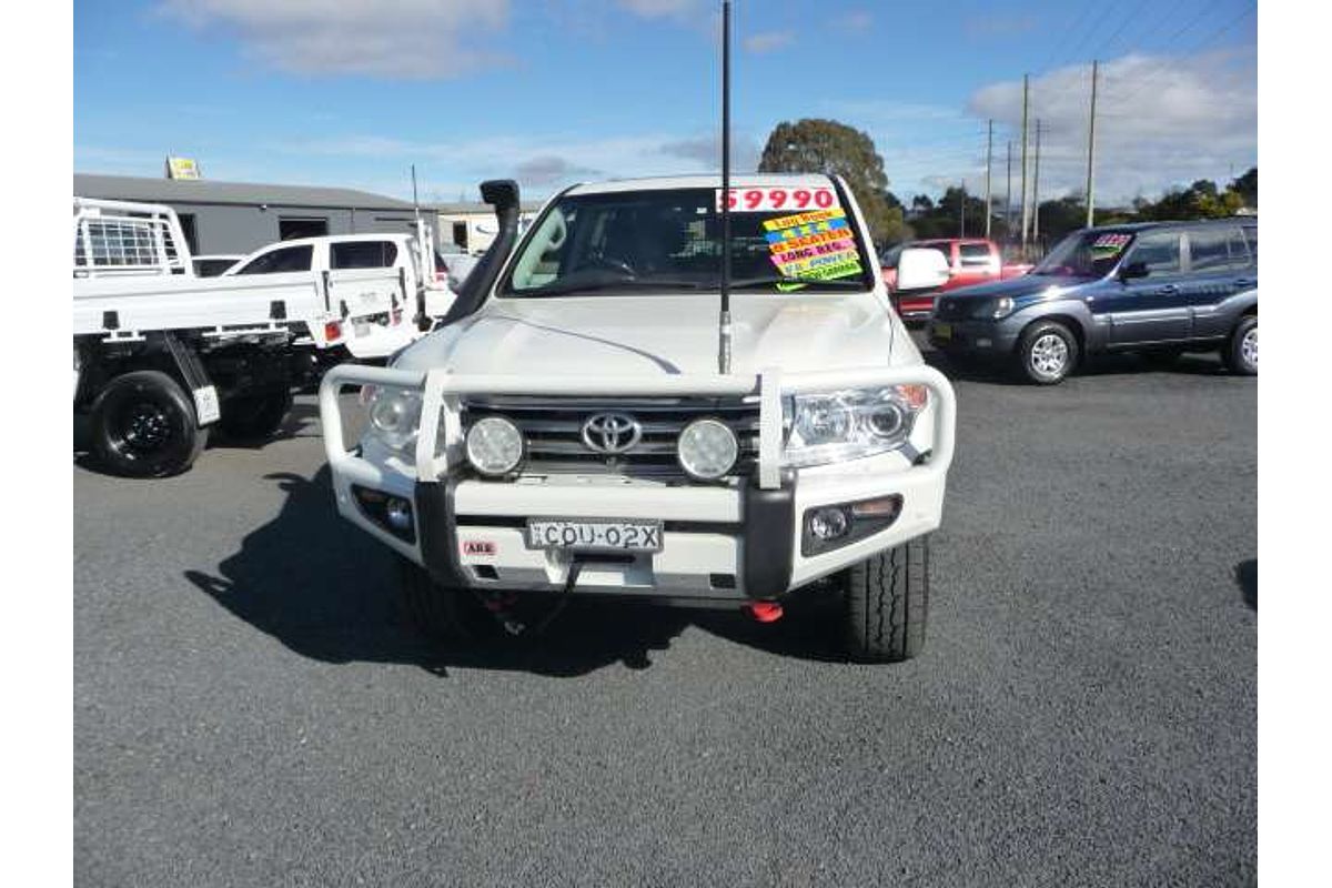 2012 Toyota Landcruiser Sahara VDJ200R