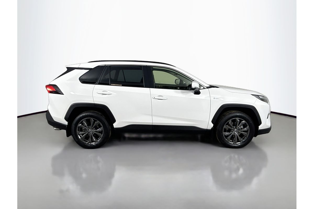 2025 Toyota RAV4 GXL AXAH54R