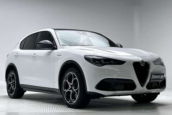 2023 Alfa Romeo Stelvio Veloce Series 4