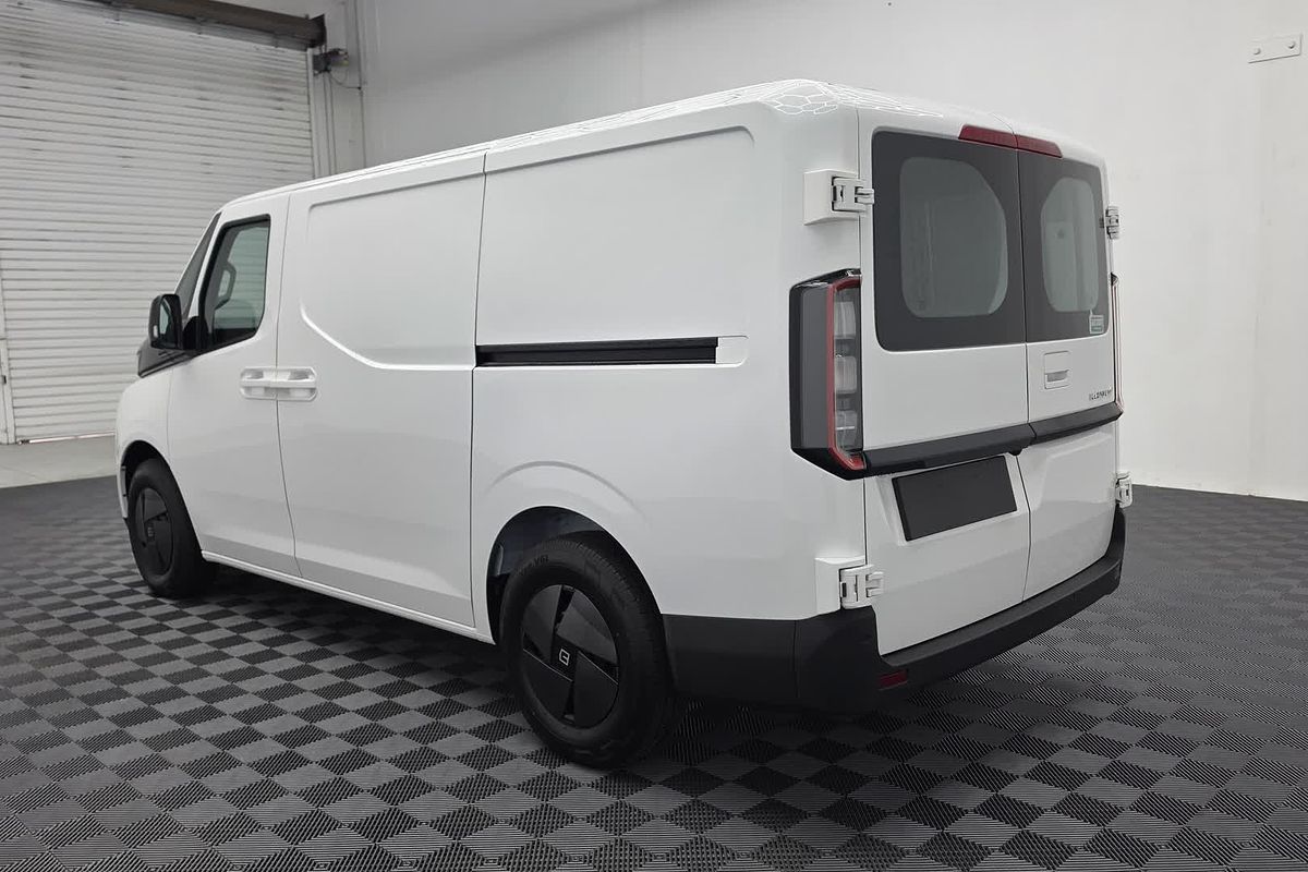 2026 Farizon SuperVan SWB Low Roof