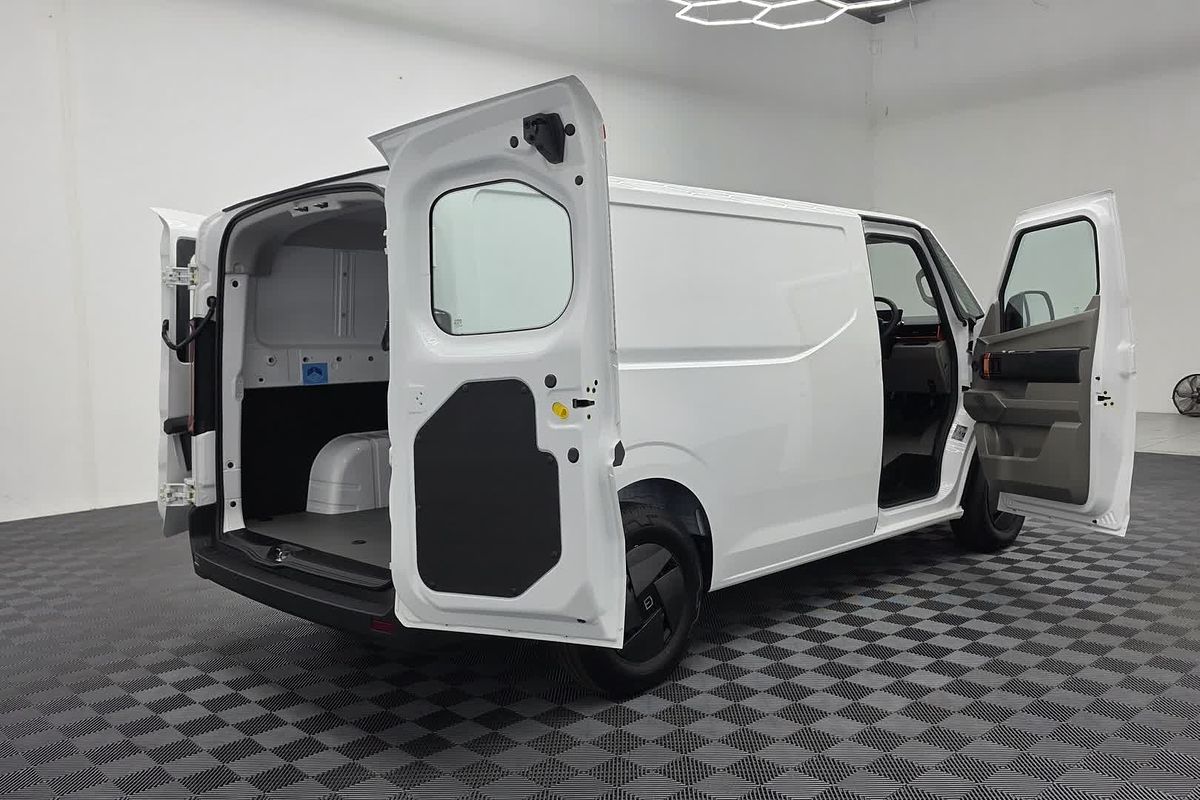 2026 Farizon SuperVan SWB Low Roof