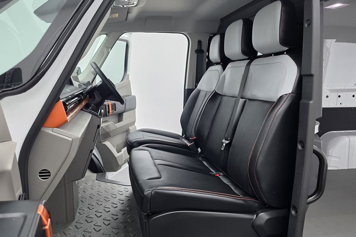 2026 Farizon SuperVan SWB Low Roof