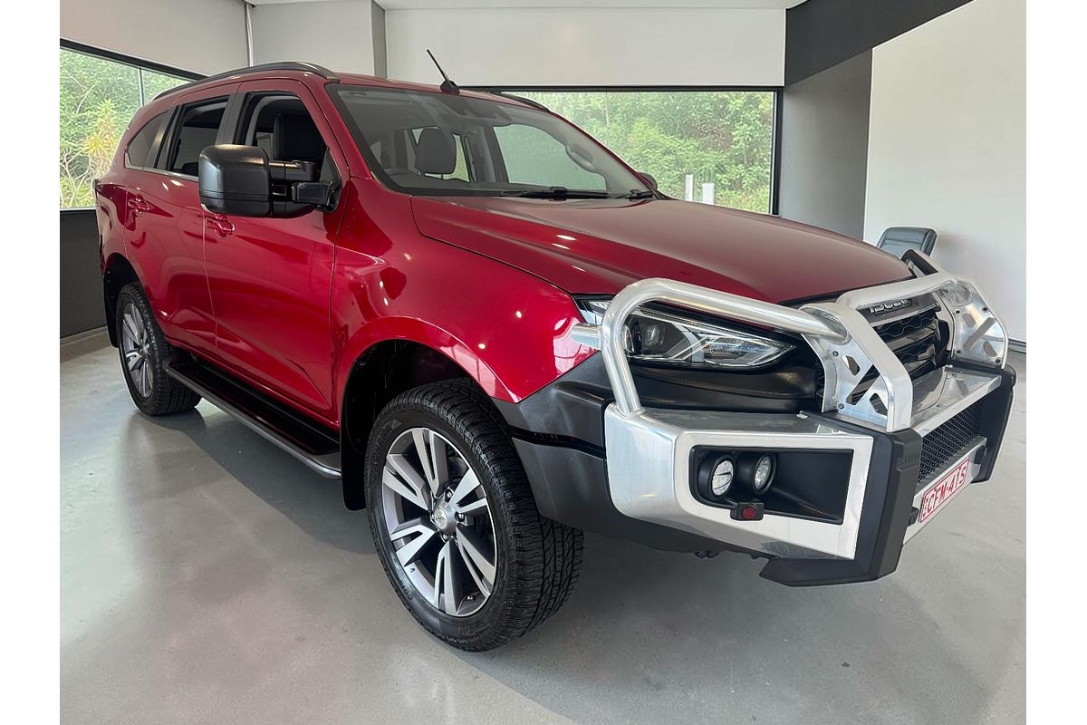 2024 Isuzu MU-X LS-T