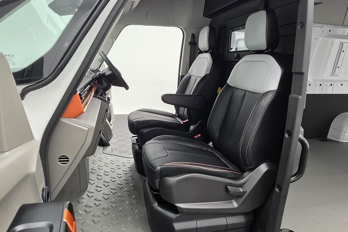 2026 Farizon SuperVan LWB High Roof