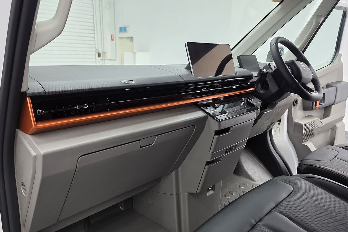 2026 Farizon SuperVan LWB High Roof