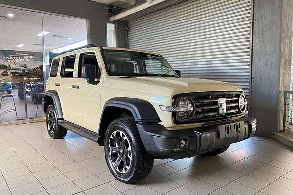 2026 GWM Tank 300 Lux Hi4-T PHEV P01