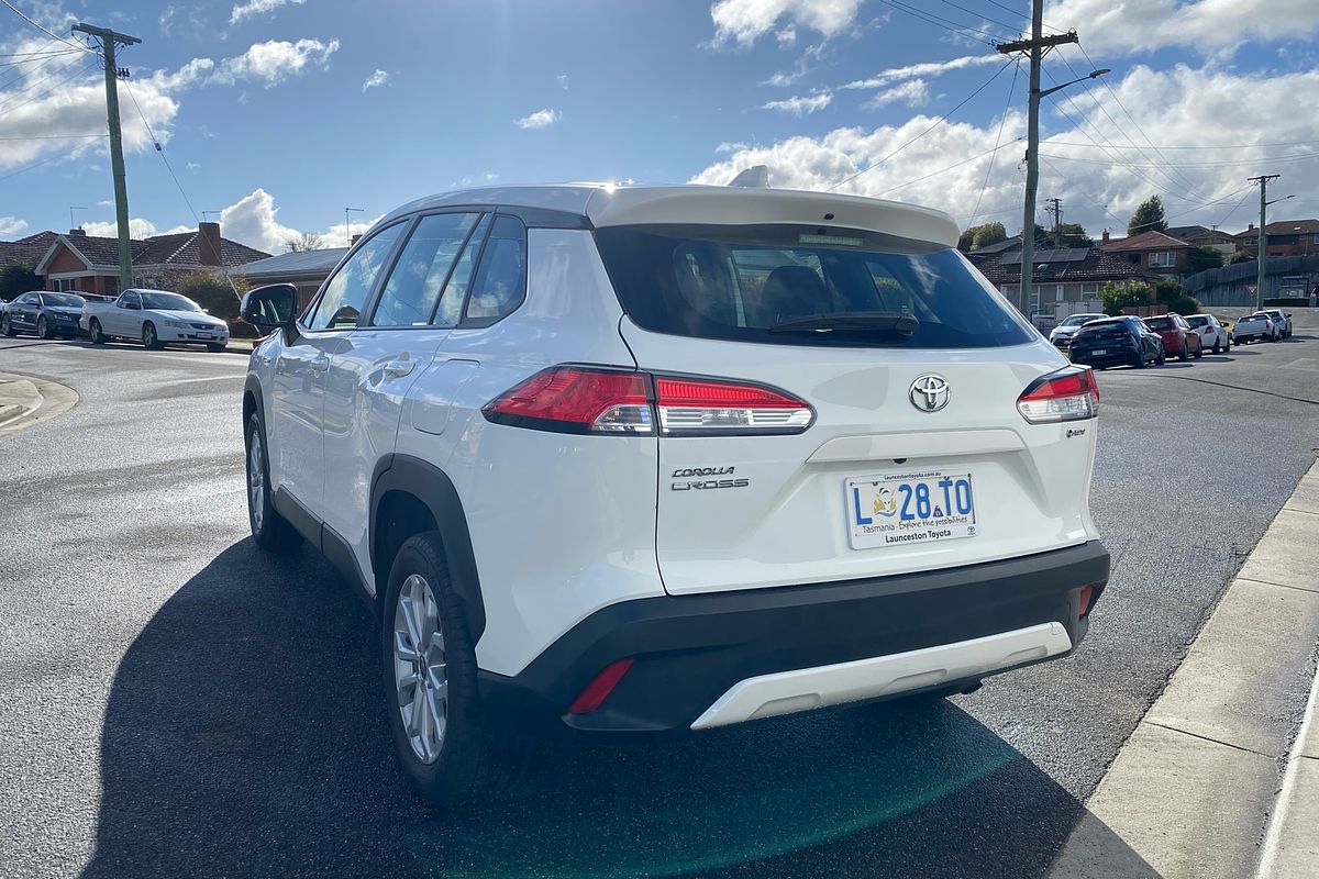 2024 Toyota Corolla Cross GX MXGH10R