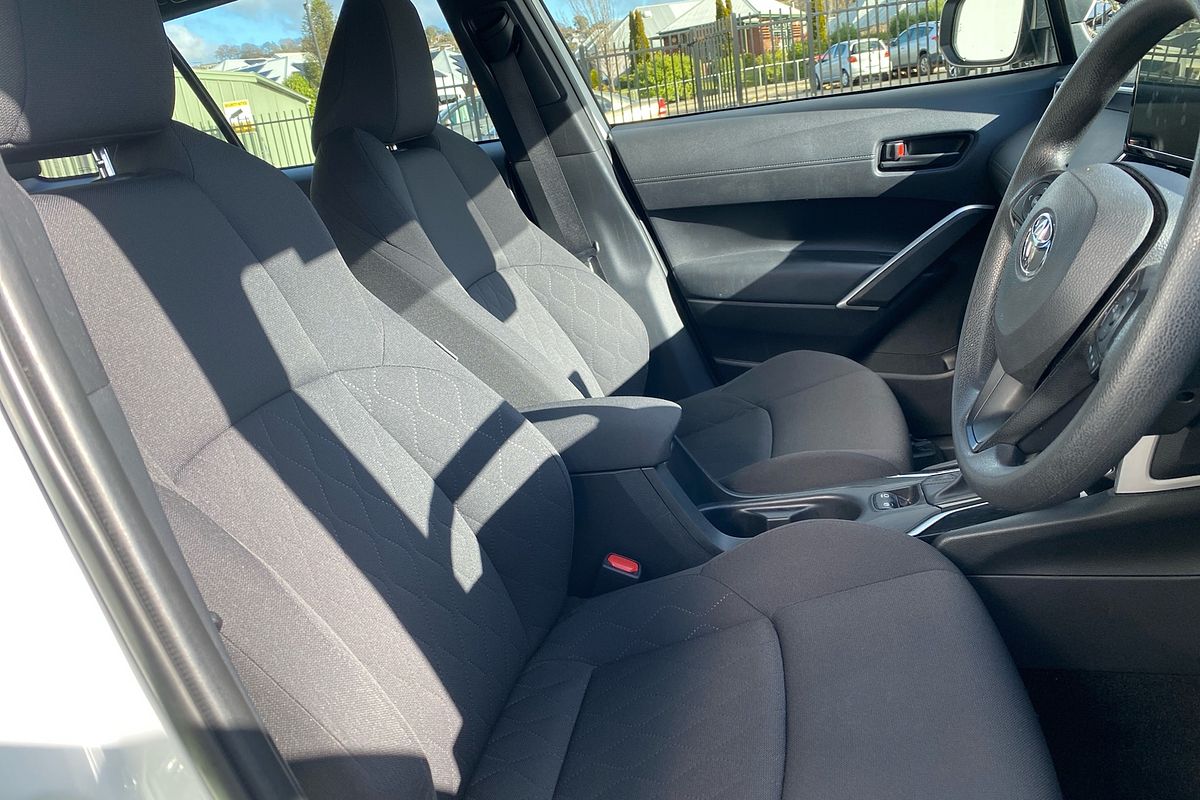 2024 Toyota Corolla Cross GX MXGH10R