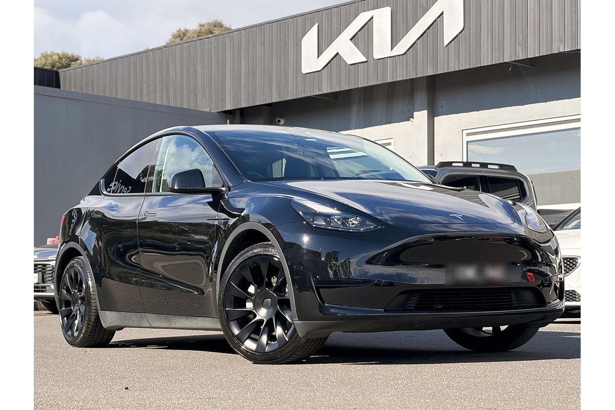 2023 Tesla Model Y Rear-Wheel Drive