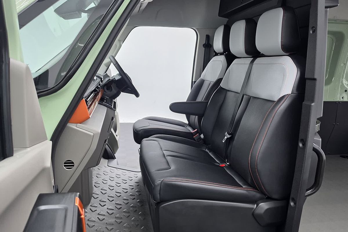 2026 Farizon SuperVan LWB High Roof