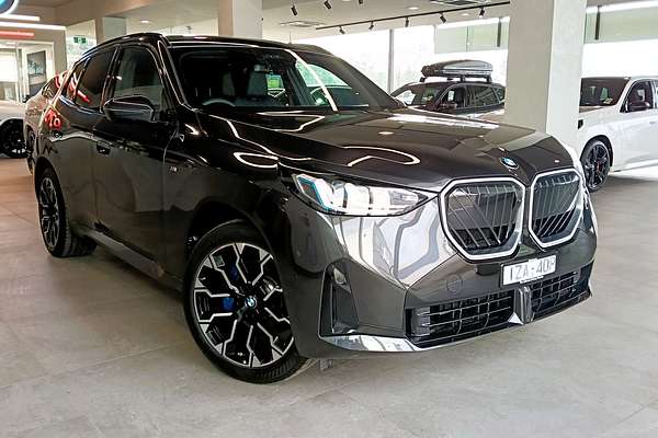 2025 BMW X3 30e xDrive G45