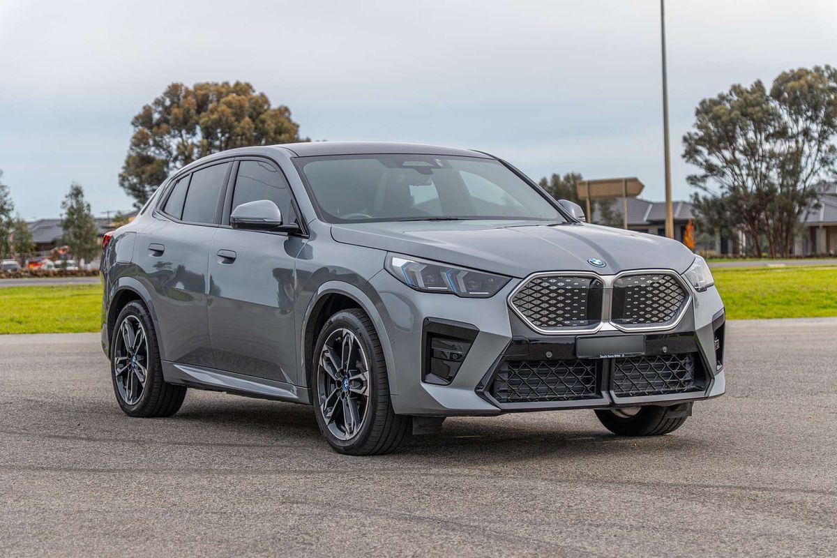 2024 BMW iX2 xDrive30 M Sport U10