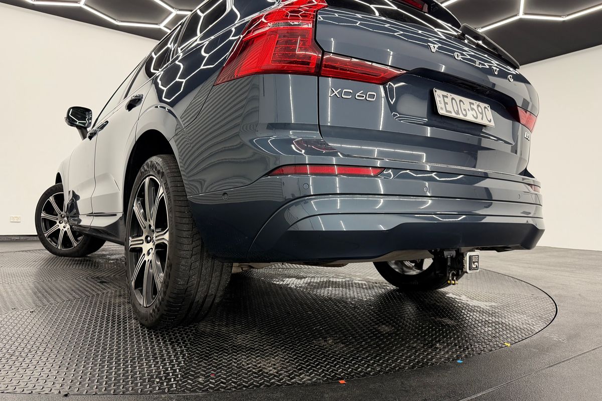 2021 Volvo XC60 B5 Momentum