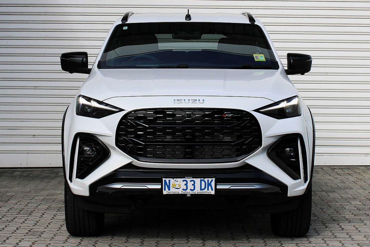 2025 Isuzu MU-X X-TERRAIN