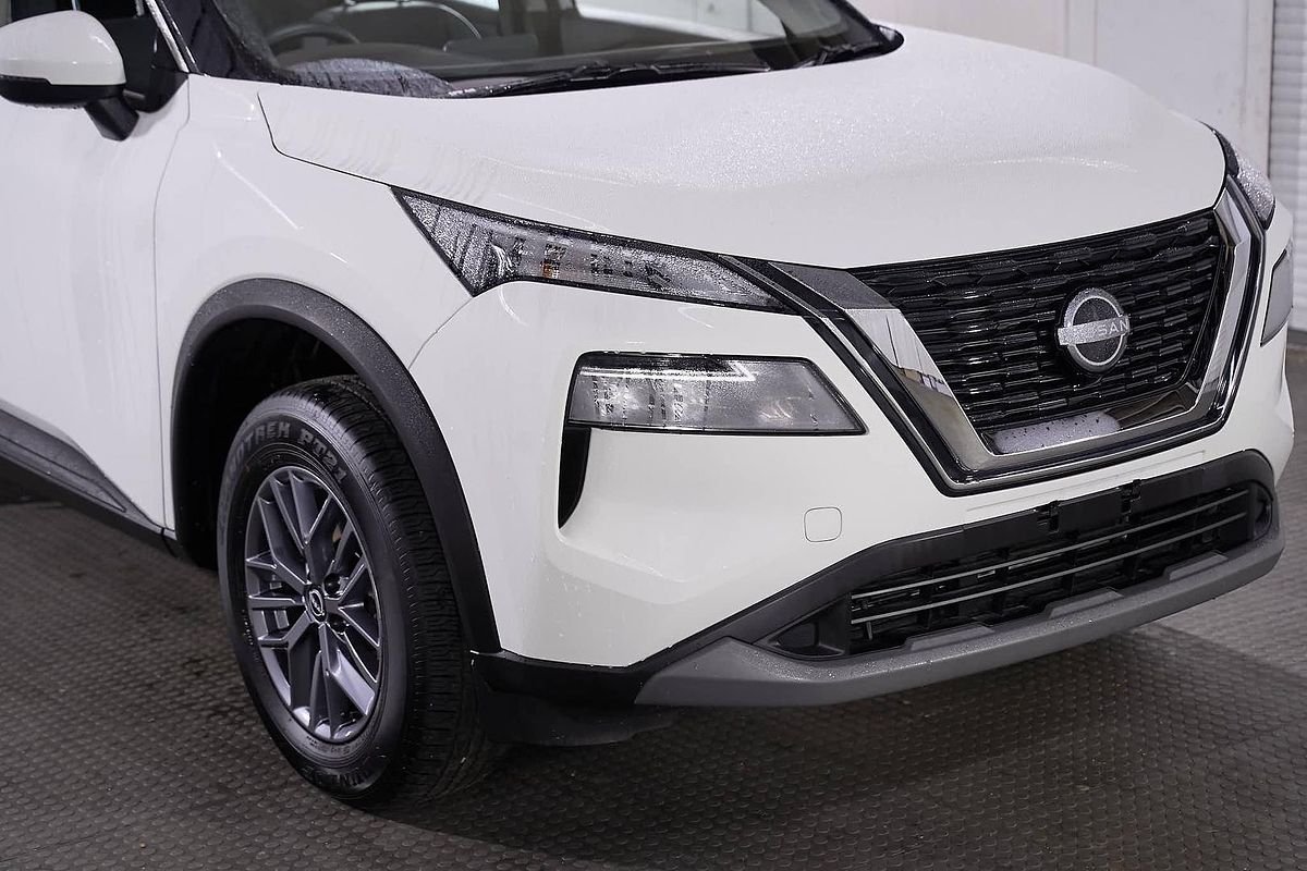 2025 Nissan X-TRAIL ST T33