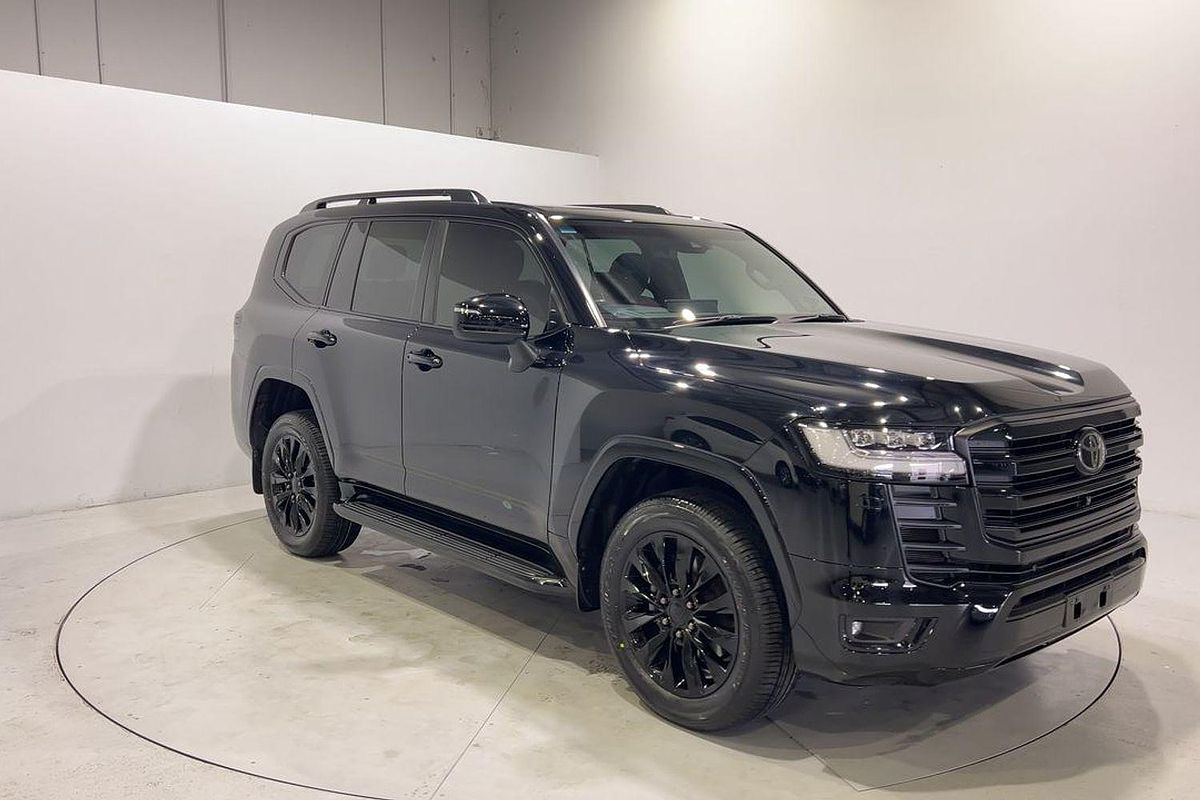 2023 Toyota Landcruiser Sahara ZX FJA300R