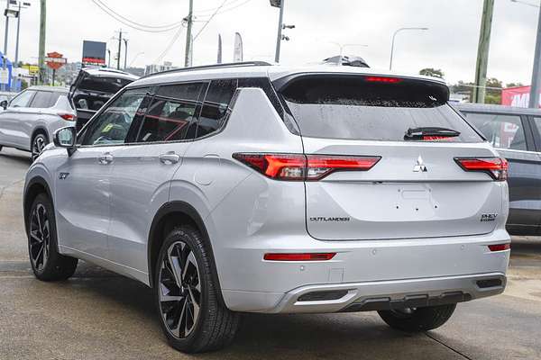 2024 Mitsubishi Outlander PHEV Exceed ZM thumb-5