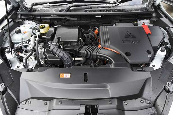 2024 Mitsubishi Outlander PHEV Exceed ZM thumb-7