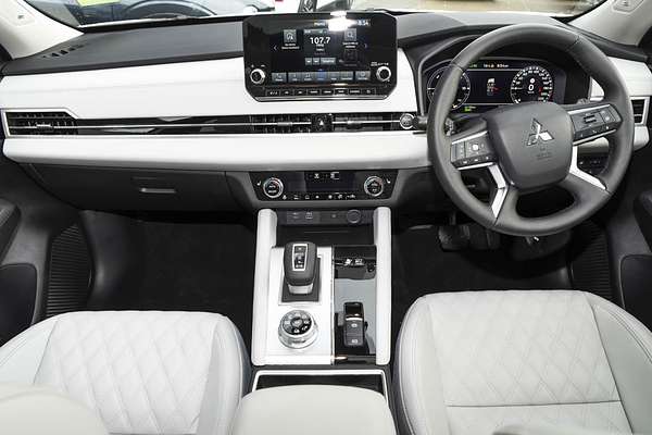 2024 Mitsubishi Outlander PHEV Exceed ZM thumb-17