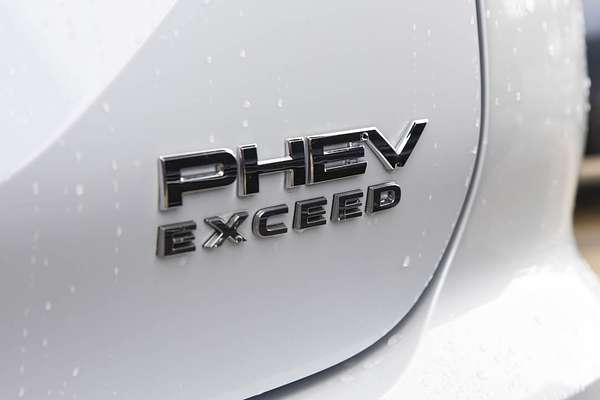 2024 Mitsubishi Outlander PHEV Exceed ZM thumb-20
