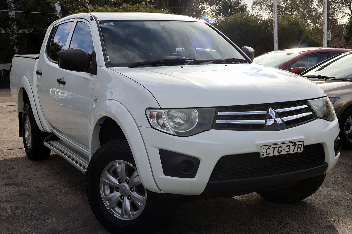 2014 Mitsubishi Triton GLX MN 4X4