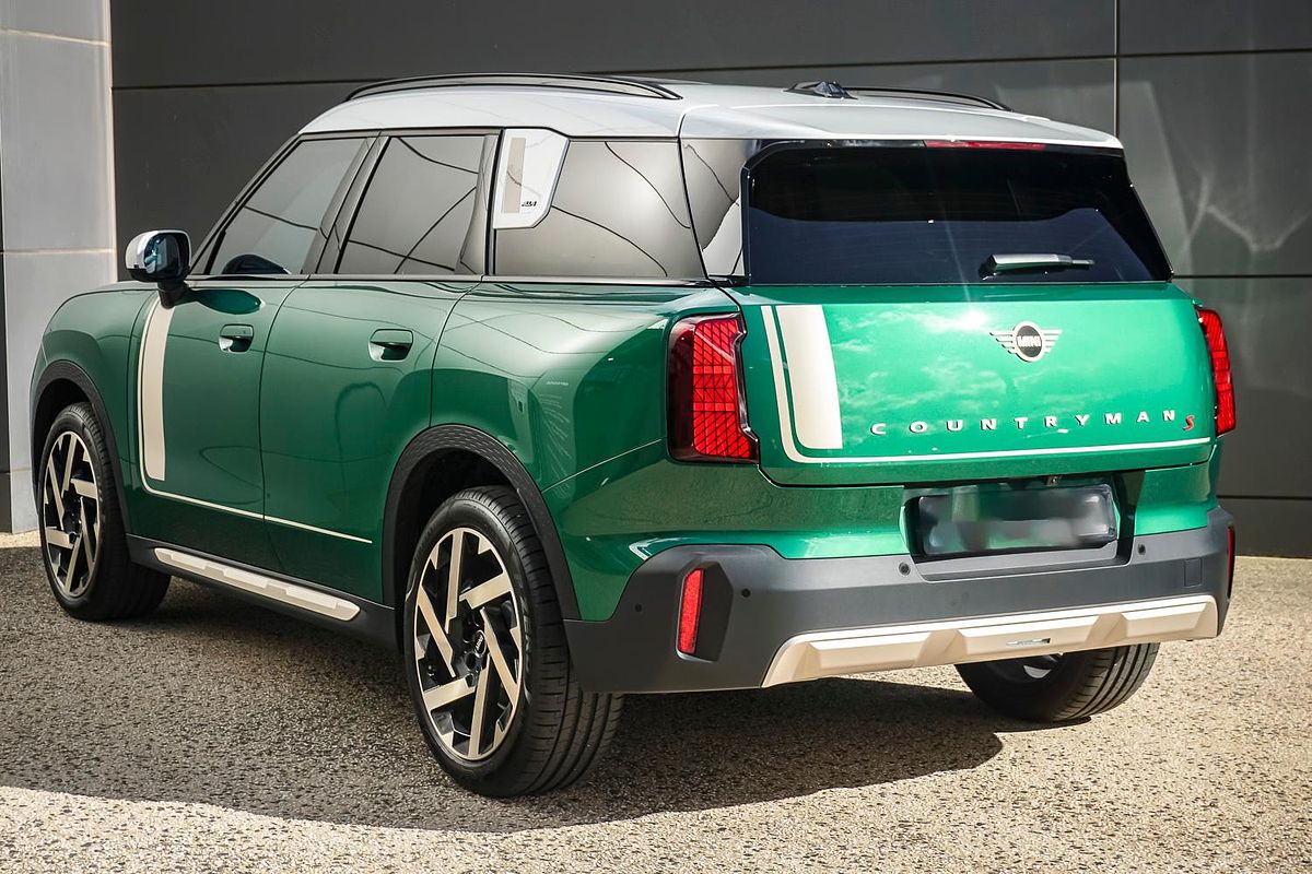 2025 MINI Countryman S Favoured U25