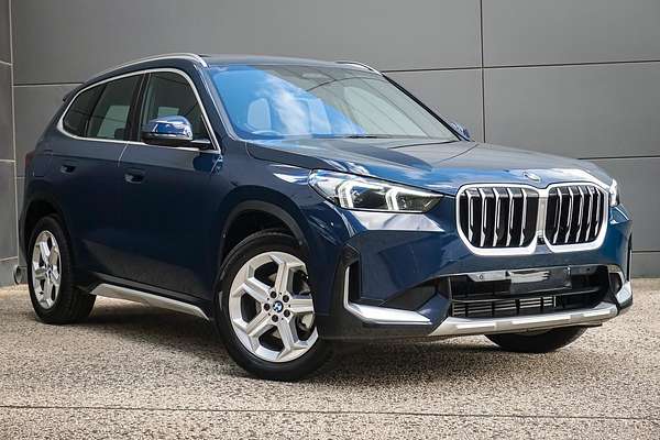 2025 BMW X1 sDrive18i U11
