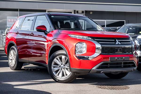 2025 Mitsubishi Outlander ES ZM