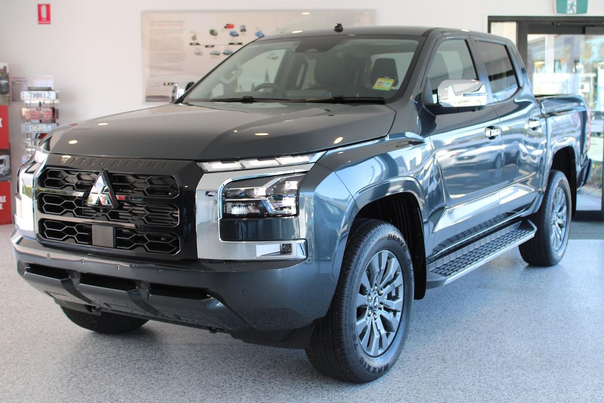 2025 Mitsubishi Triton GLS MV 4X4