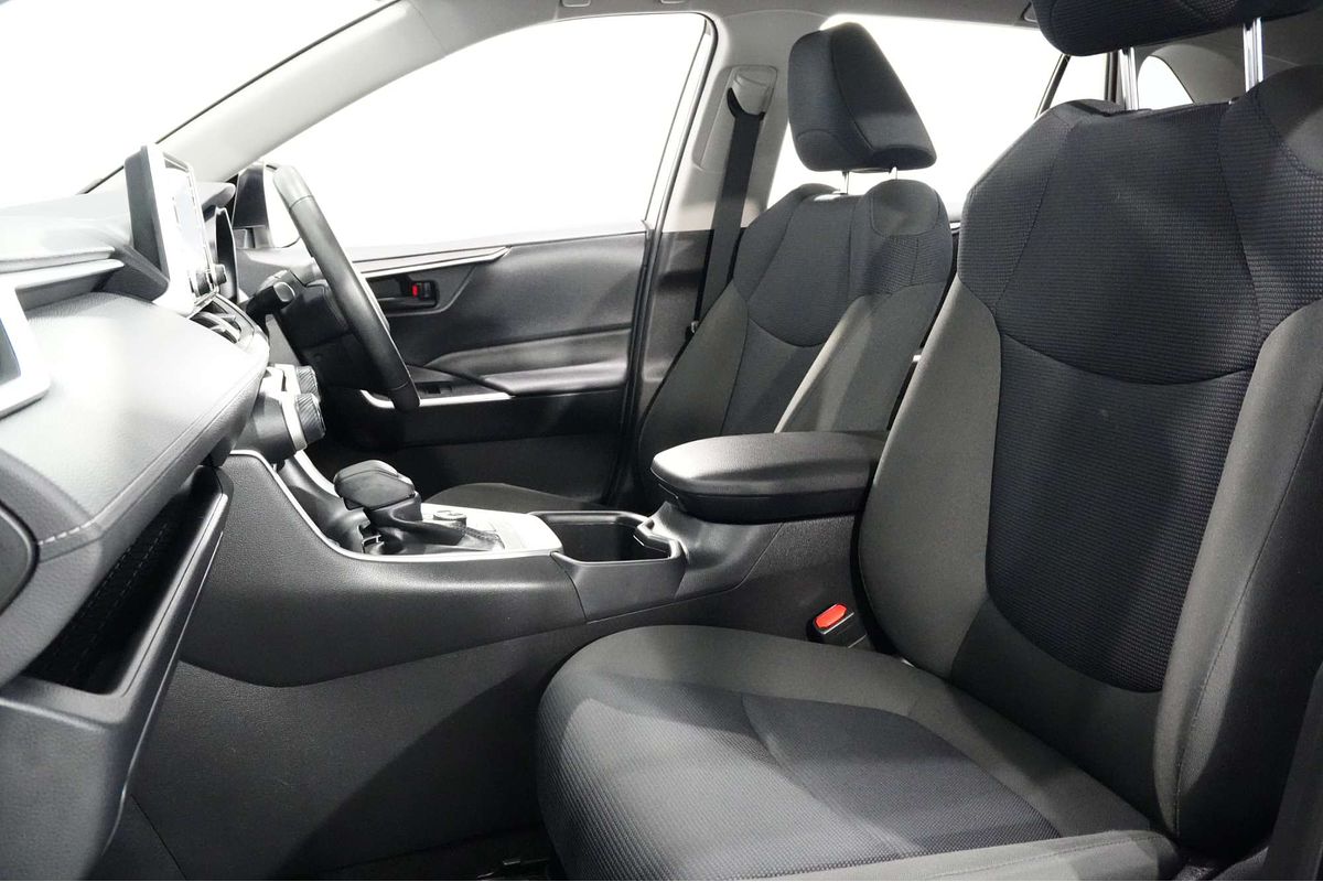 2022 Toyota RAV4 GX AXAH54R