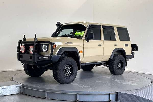 2023 Toyota Landcruiser GXL VDJL76R
