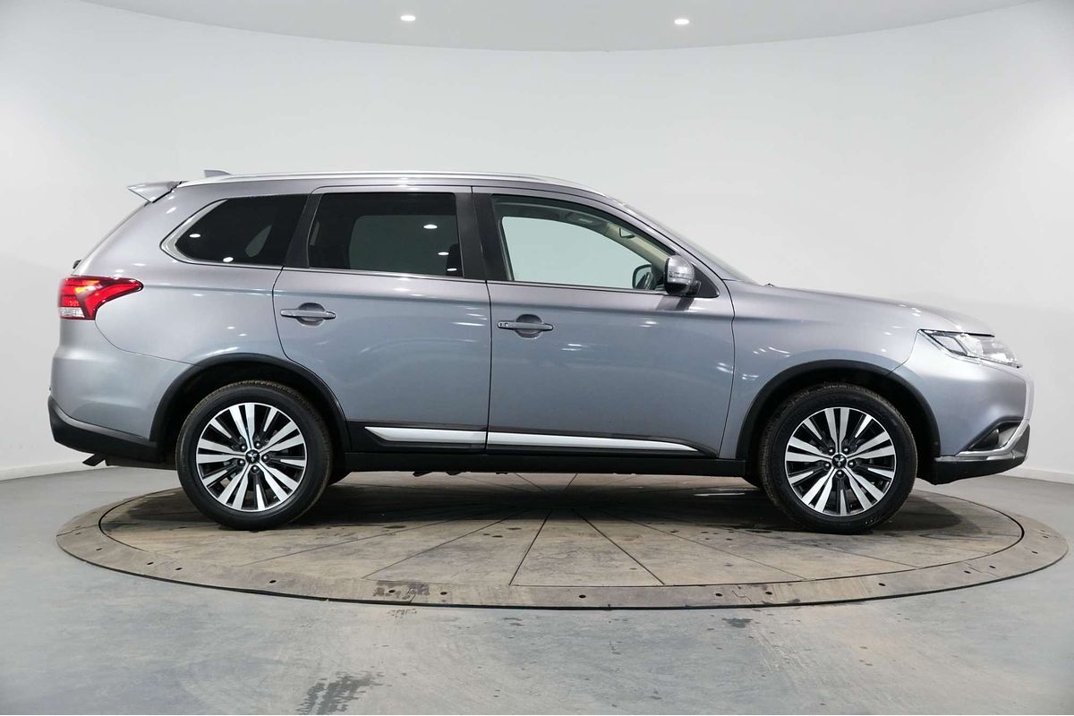 2021 Mitsubishi Outlander LS ZL