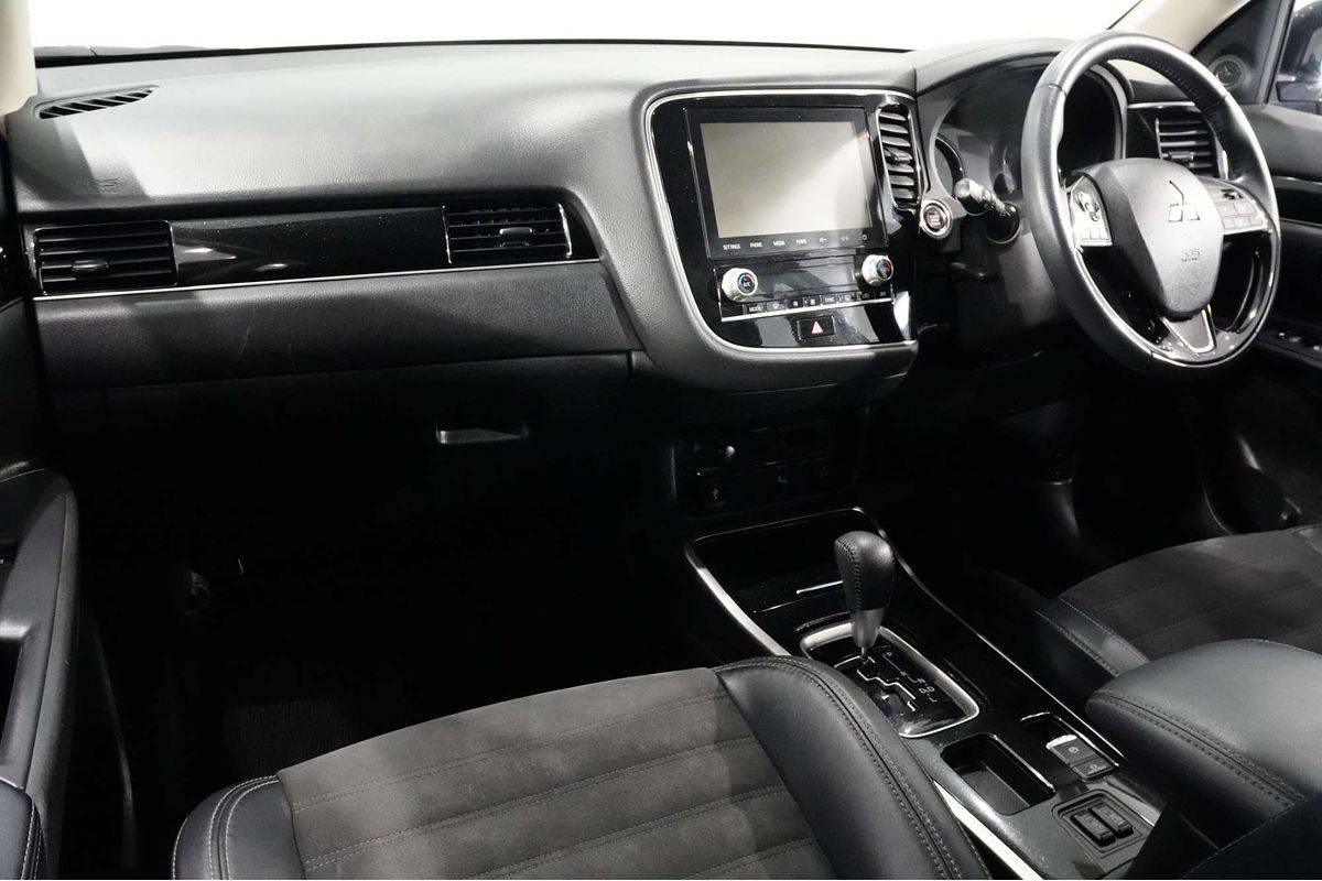 2021 Mitsubishi Outlander LS ZL