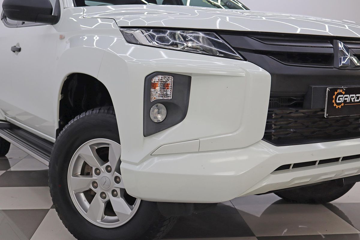 2021 Mitsubishi Triton GLX+ MR 4X4