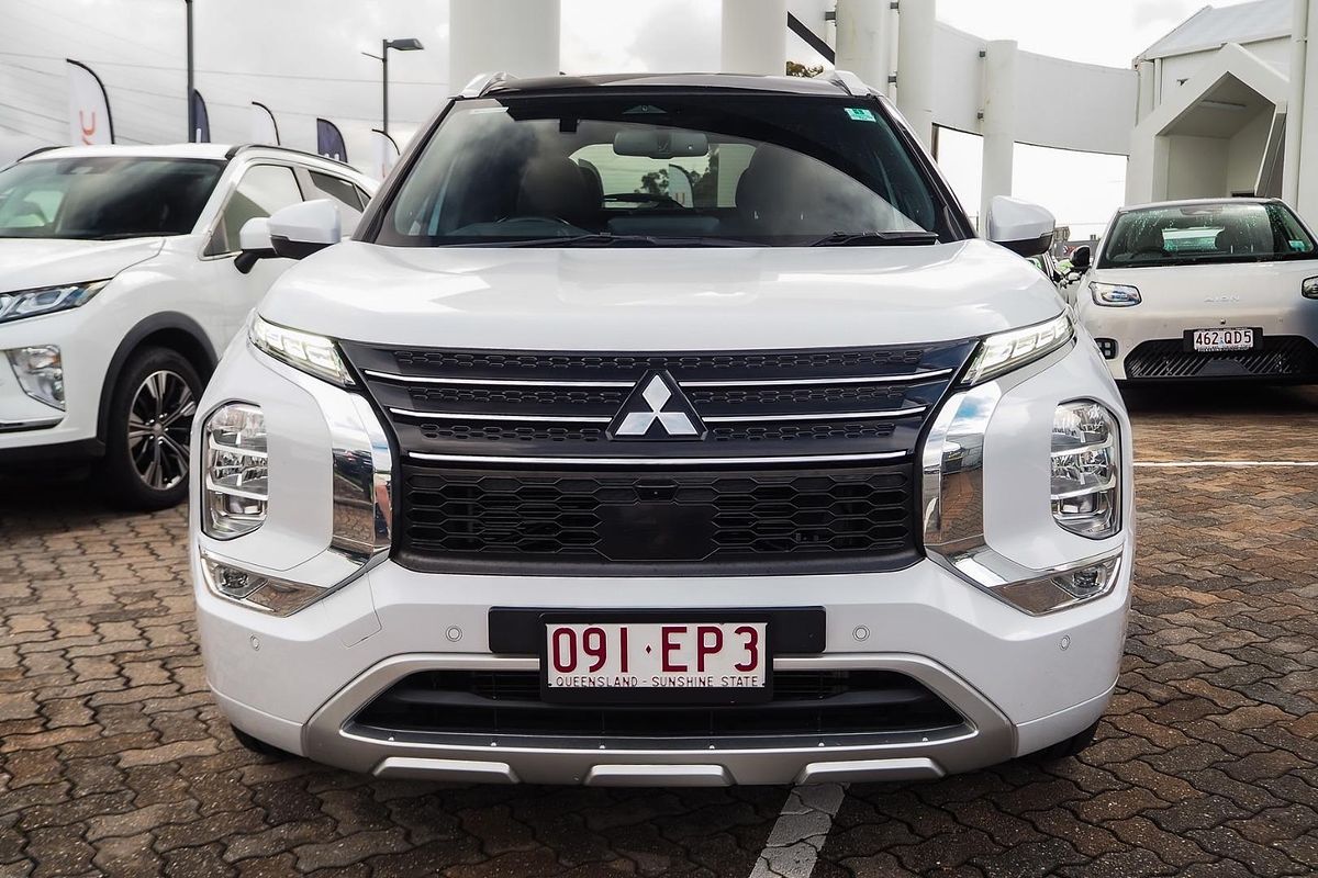 2022 Mitsubishi Outlander Exceed ZM