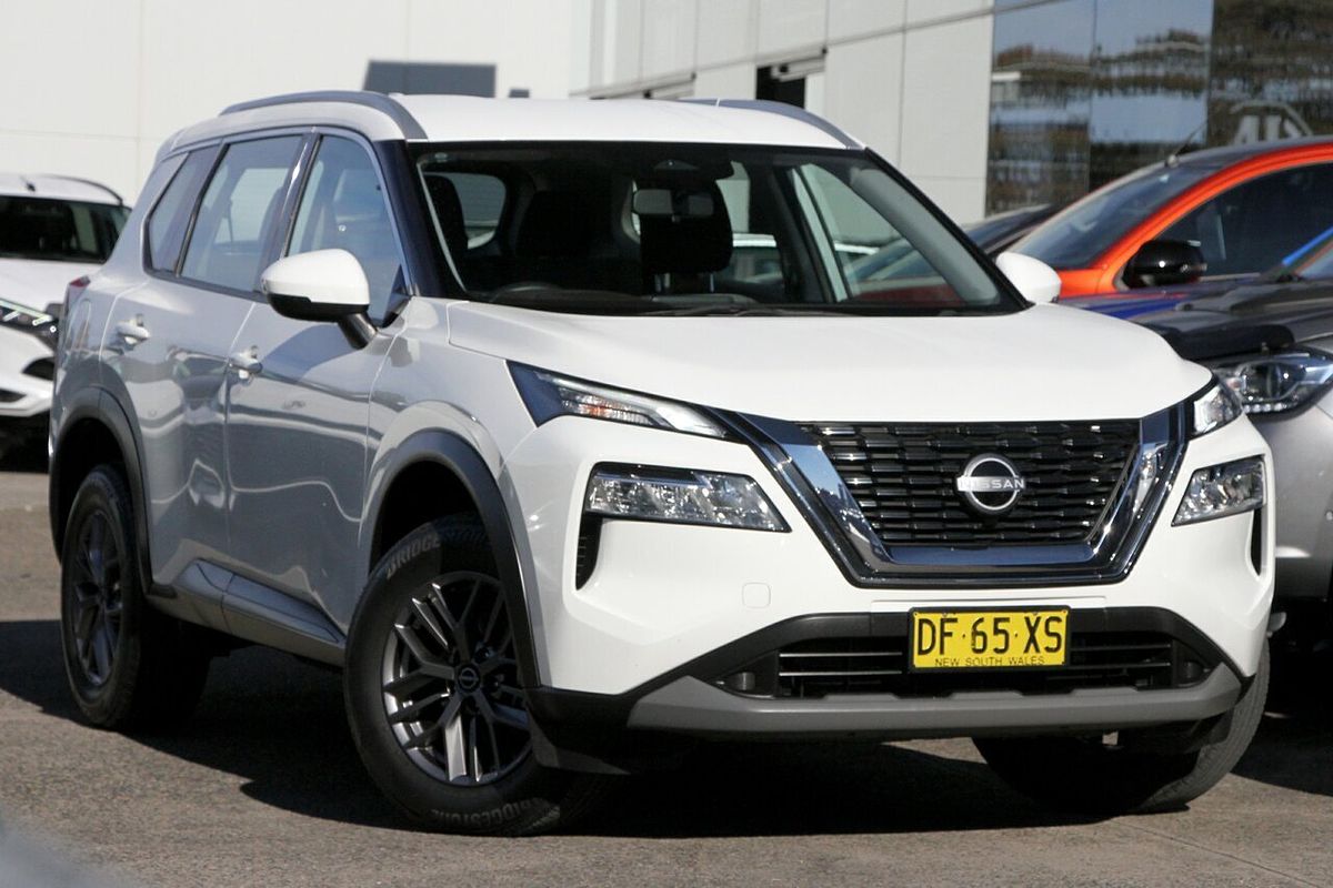 2023 Nissan X-TRAIL ST T33