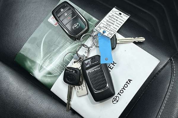 2021 Toyota Hilux SR5 GUN126R 4X4 thumb-22