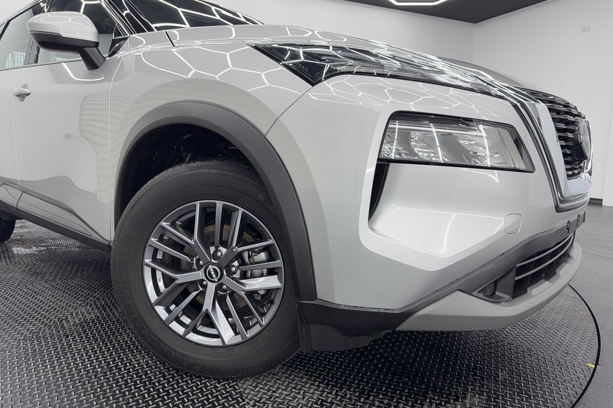 2023 Nissan X-TRAIL ST T33