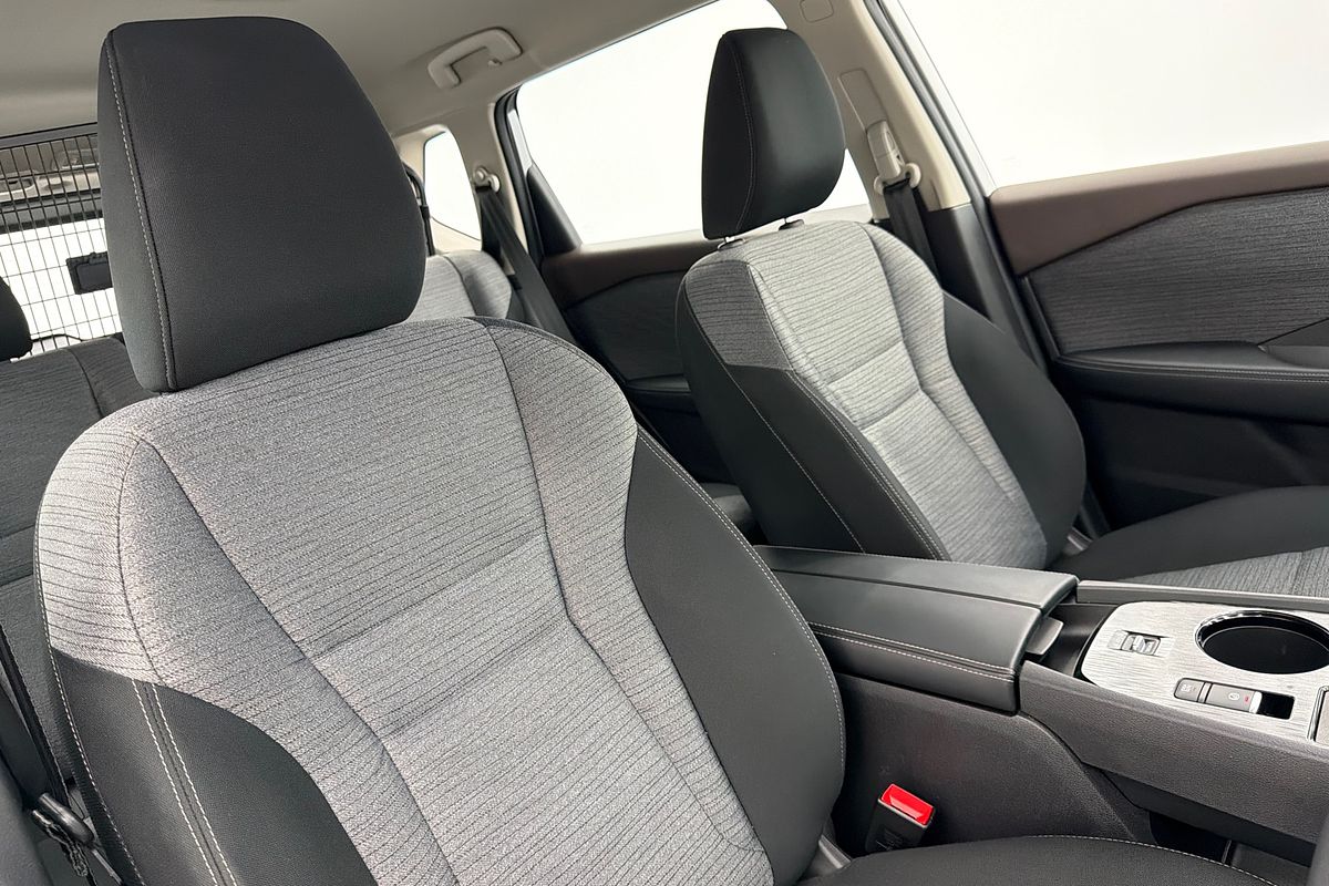 2023 Nissan X-TRAIL ST T33