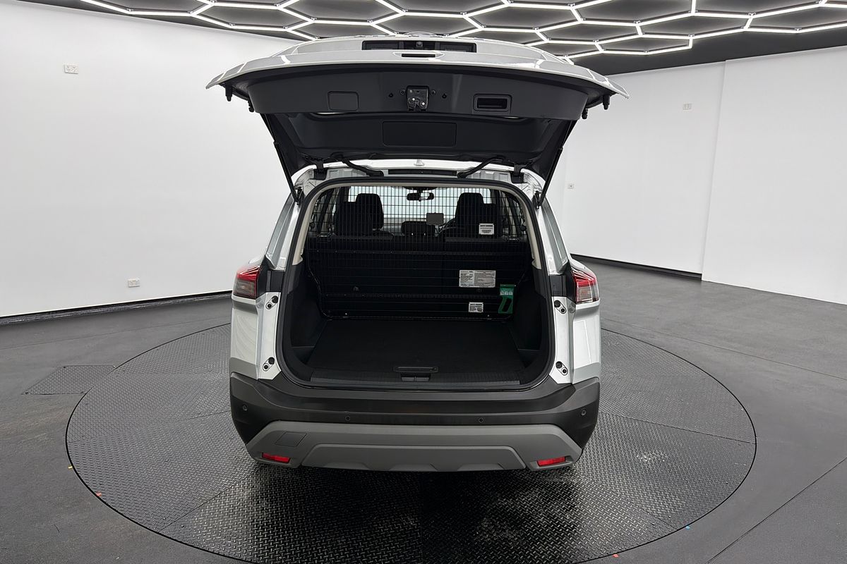 2023 Nissan X-TRAIL ST T33